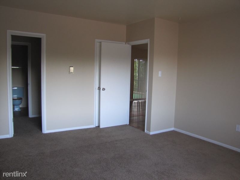 2447 S. Colorado Blvd. 445 - Photo 2