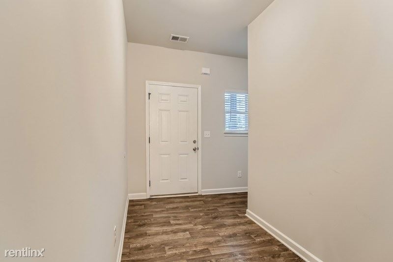 169 Magnaview Drive Unit - Photo 1