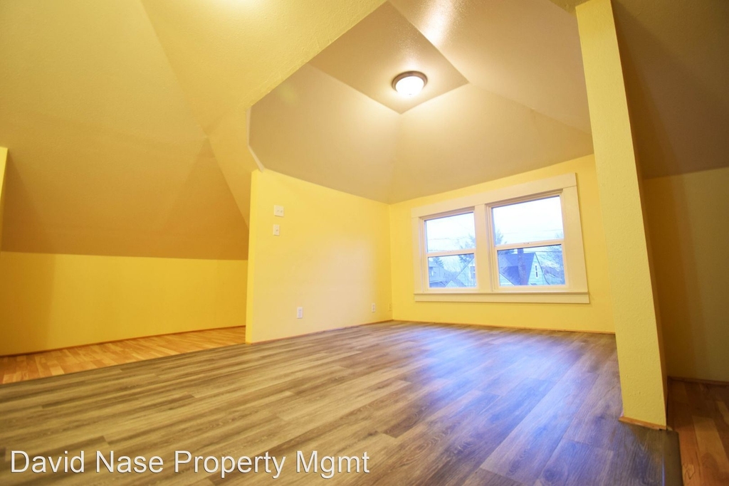 4725 Ne 18th Ave. - Photo 6