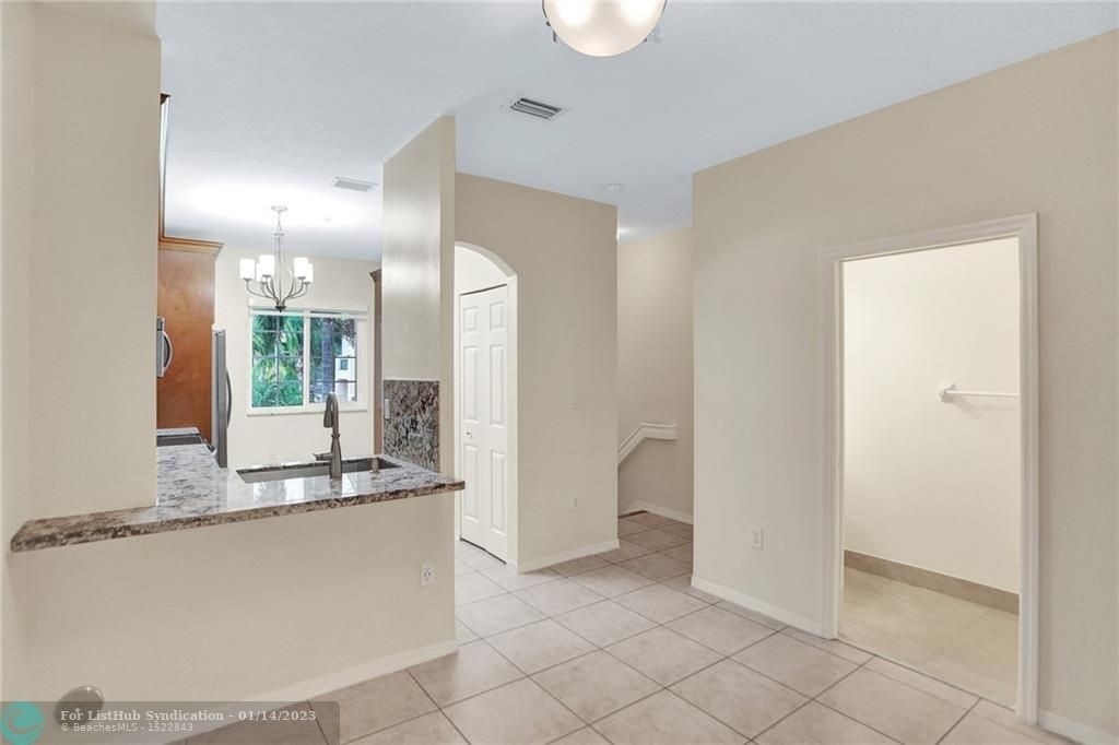 5640 Nw 115th Ct - Photo 3