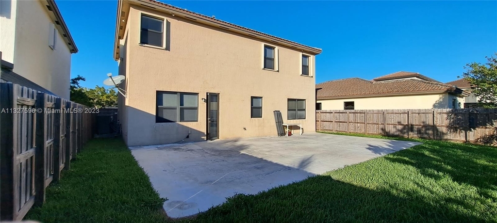 11510 Sw 238th Ter - Photo 23