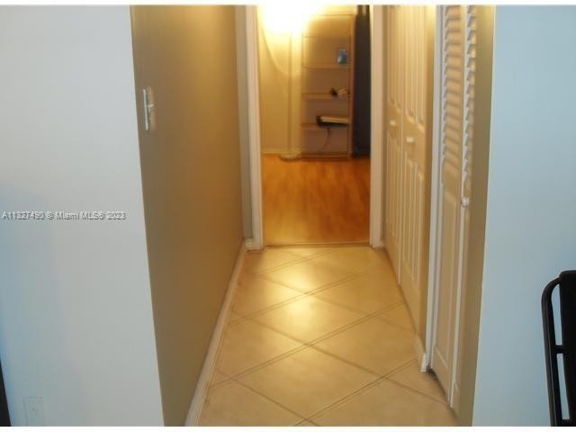 301 N Pine Island Rd - Photo 2