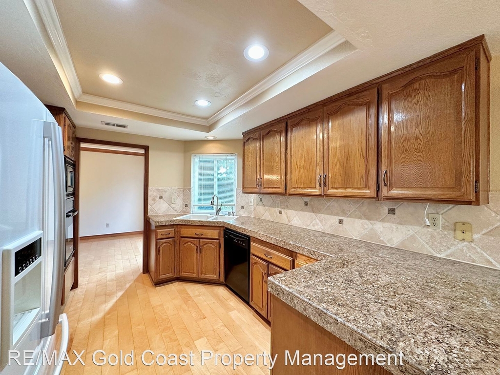 2111 Cold Stream Ct - Photo 19