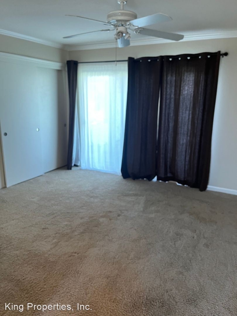 3301 Canoe Place - Photo 12