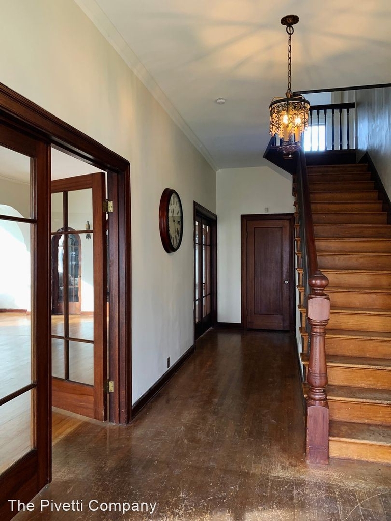 848 Monterey Street - Photo 2