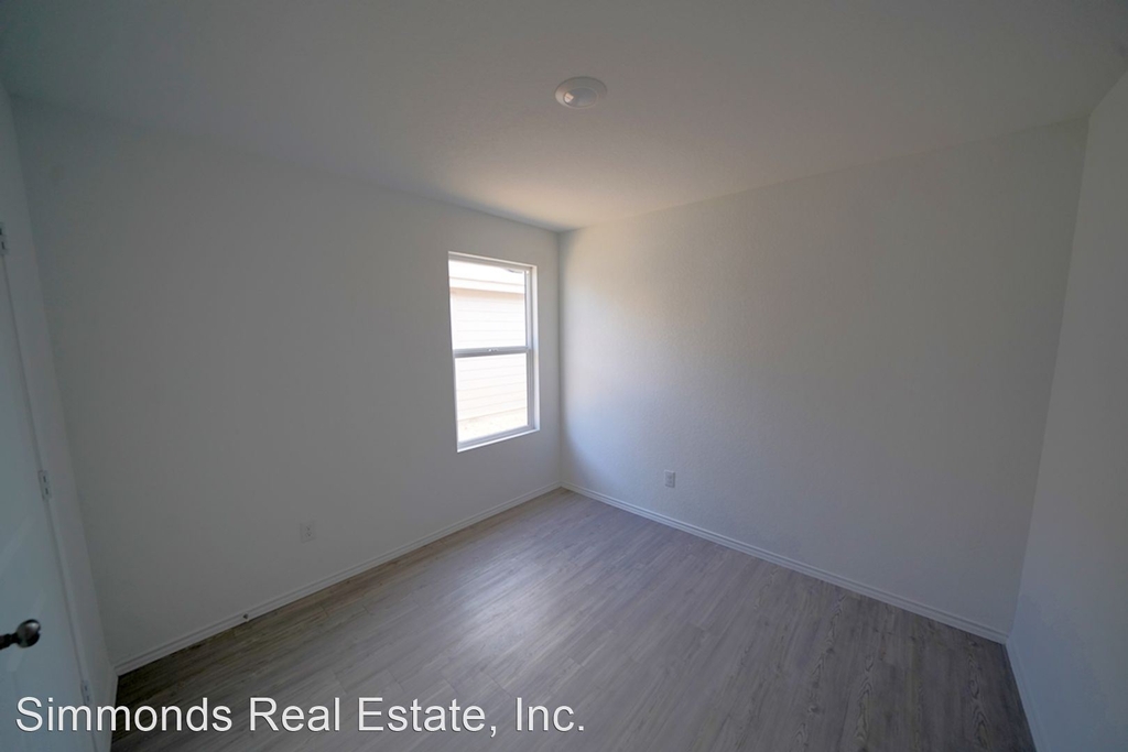 8810 Barrow Path - Photo 24