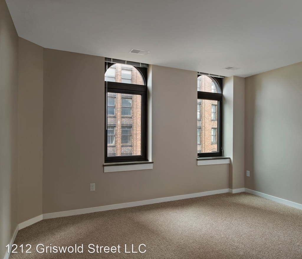 1212 Griswold St. - Photo 5