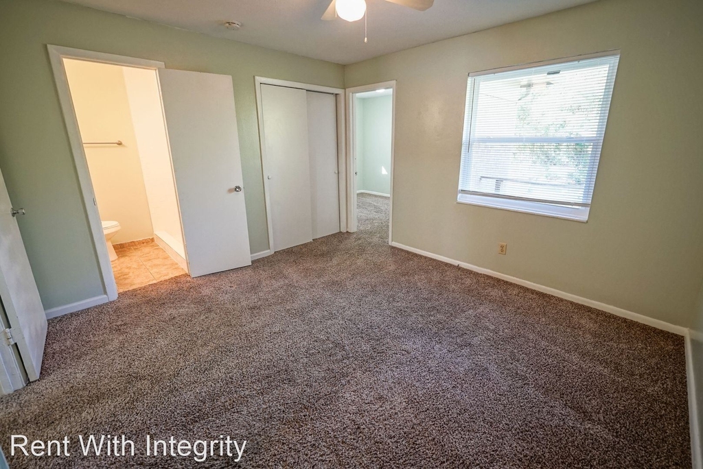 2304 Hartsfield Court Apt. B - Photo 17