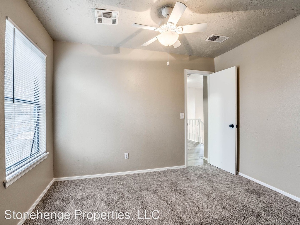 3401 Pathway Cir - Photo 14