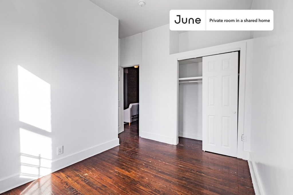 174 West 137th Street - Photo 2