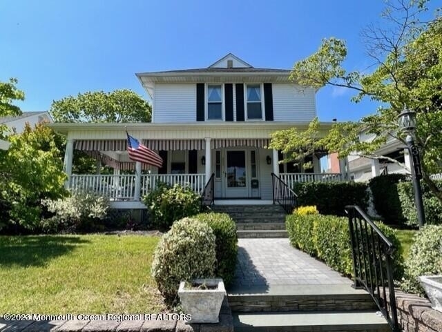 311 Garfield Avenue - Photo 1