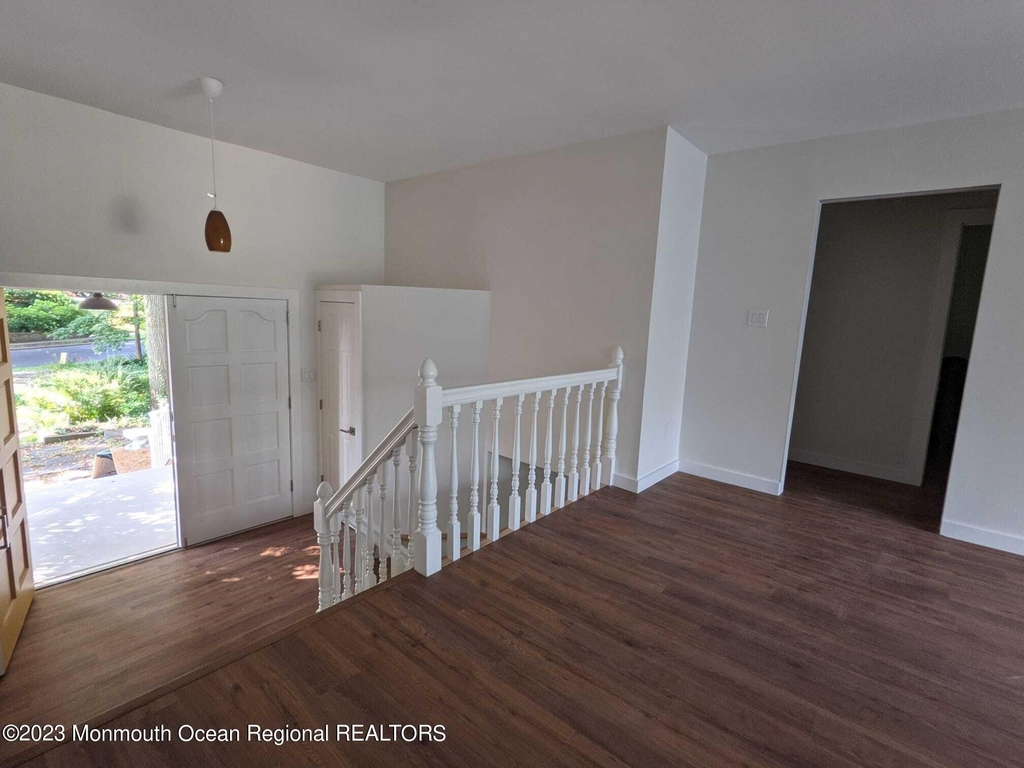 26 Forest Hill Drive - Photo 2