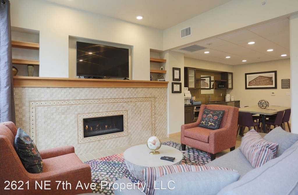 2621 Ne 7th Ave - Photo 12