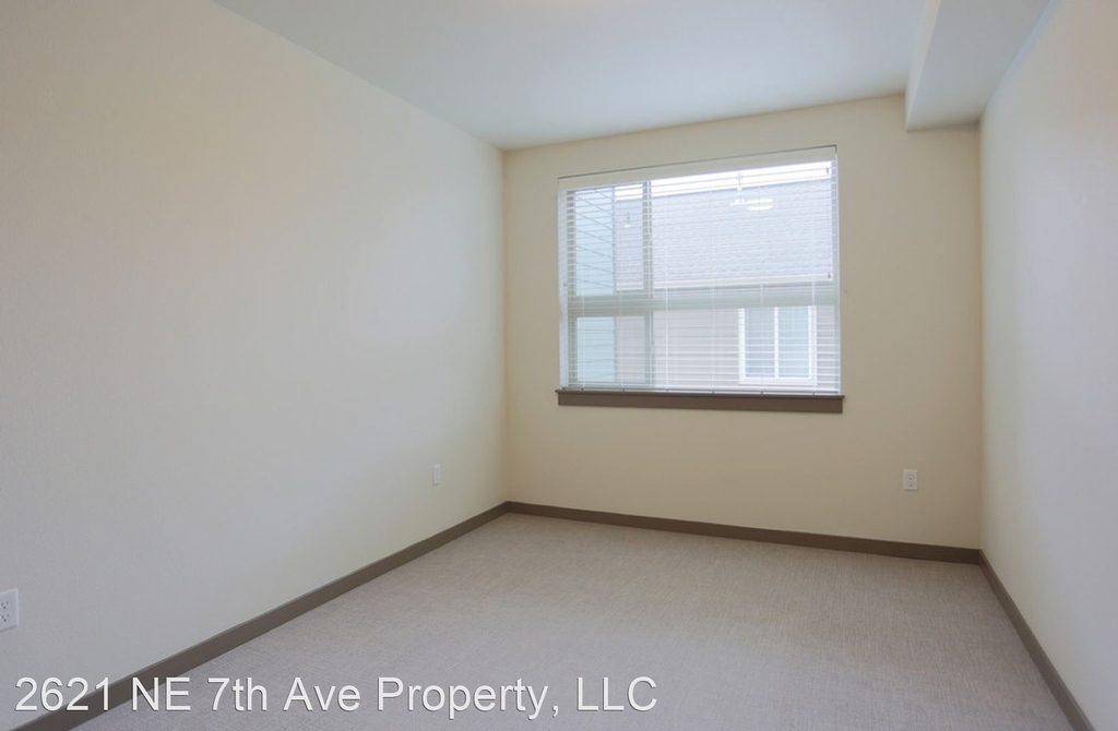 2621 Ne 7th Ave - Photo 21