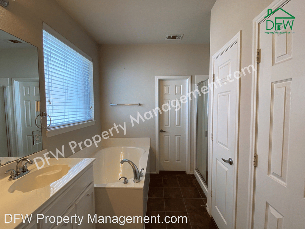 8635 Chalk Canyon Dr - Photo 18