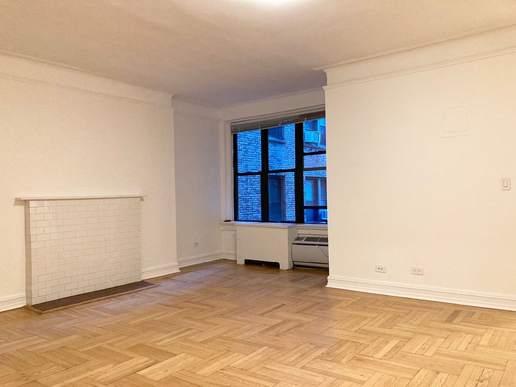 107 East 63rd Street - Photo 2