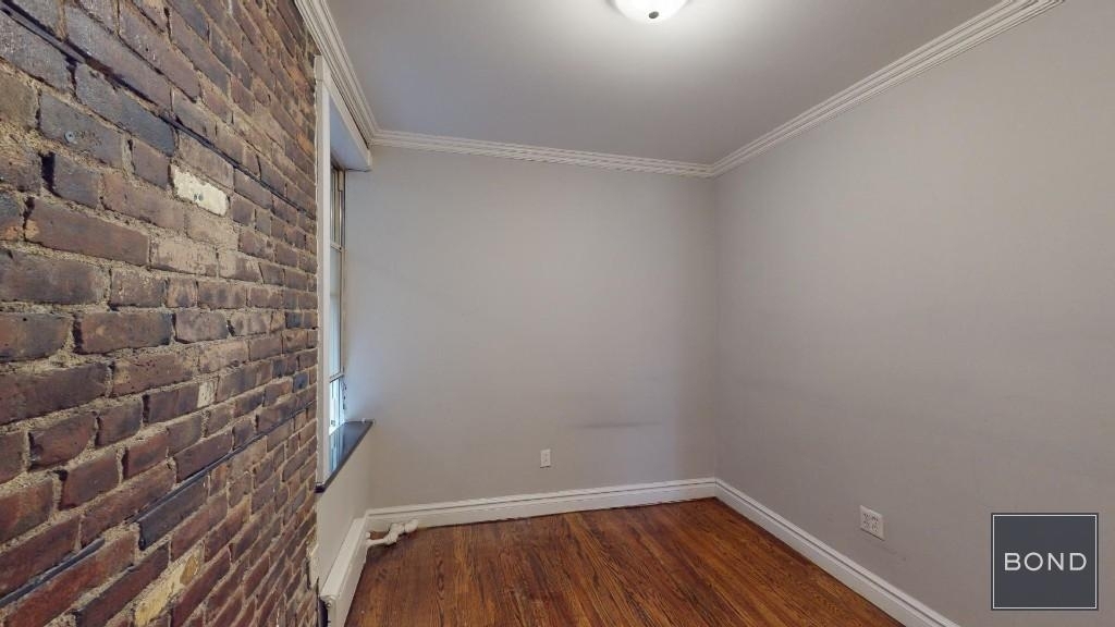 221 Mott Street - Photo 4