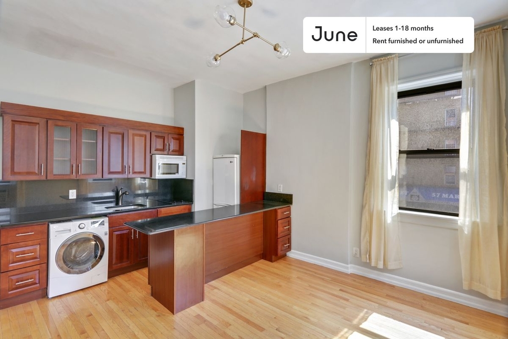 401 West 57th Street - Photo 12