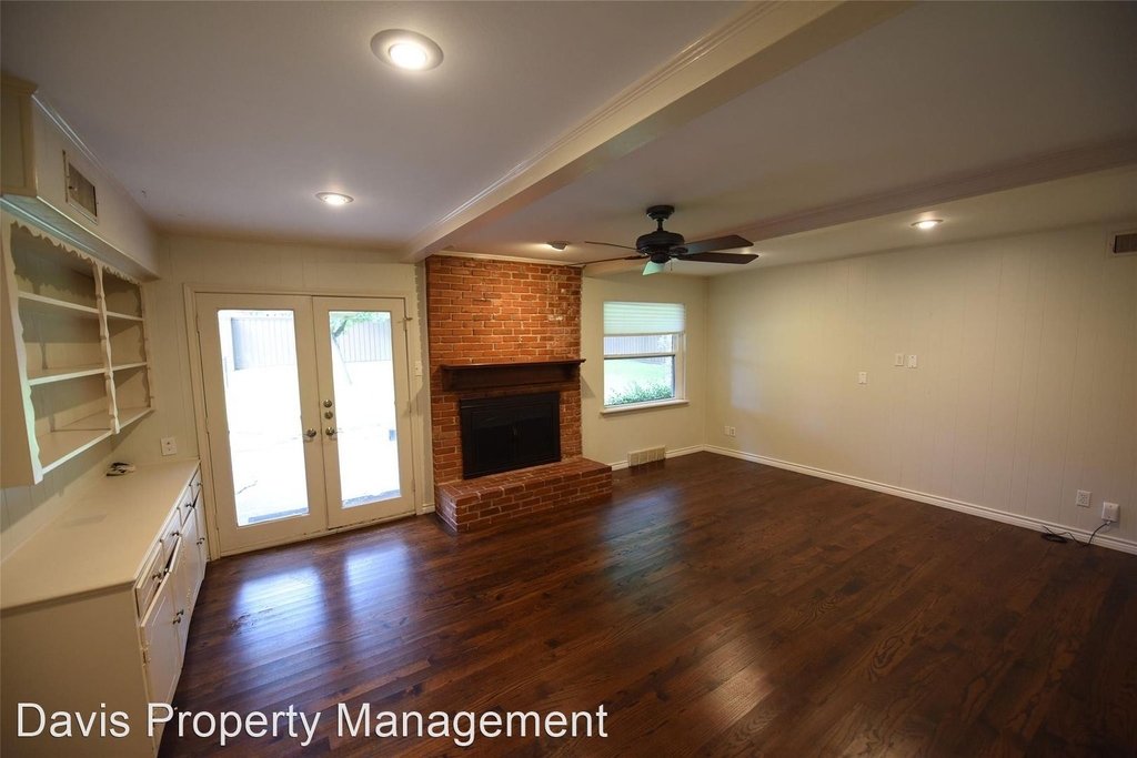 3637 Northaven Rd. - Photo 5