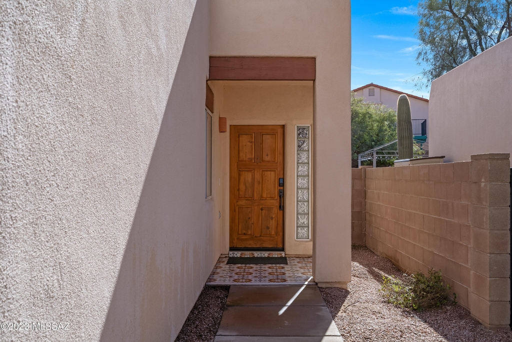 8868 E Desert Lavender Place - Photo 2