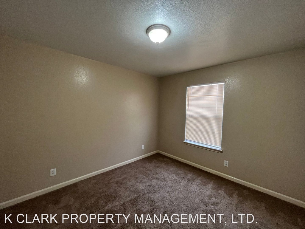 5202 Fountain Lake - Photo 24