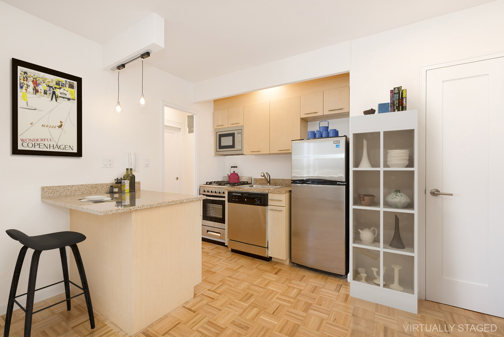 15 West 139th Street - Photo 2