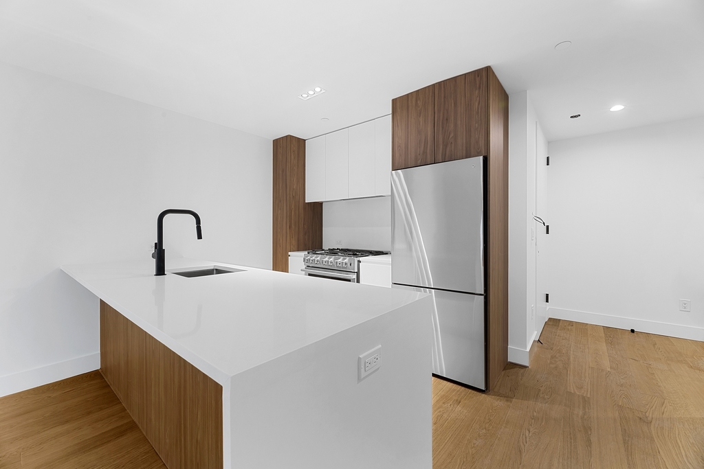 224 West 124th Street - Photo 2