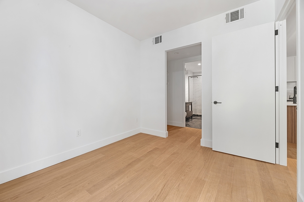 224 West 124th Street - Photo 8