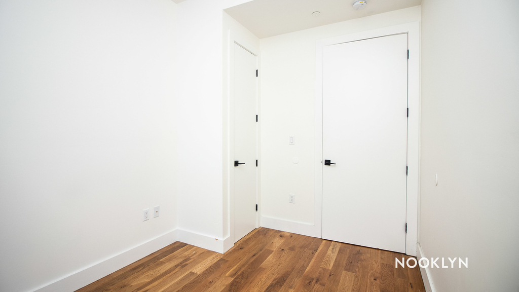 492 lefferts - Photo 16