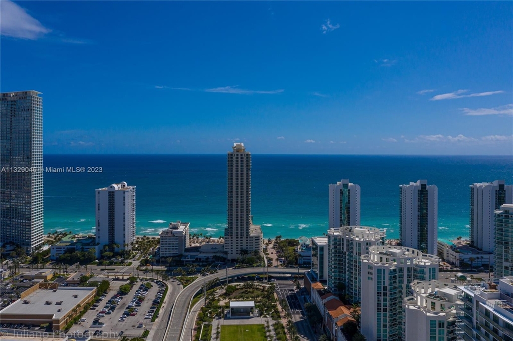 400 Sunny Isles Blvd - Photo 34