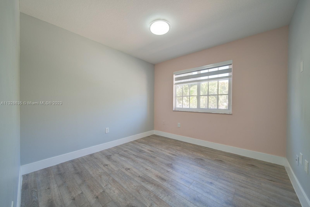 2210 Nw 171st Ter - Photo 17