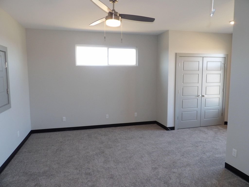 10907 Cole Thompson Lane - Photo 39