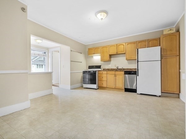 1090 Massachusetts - Photo 1