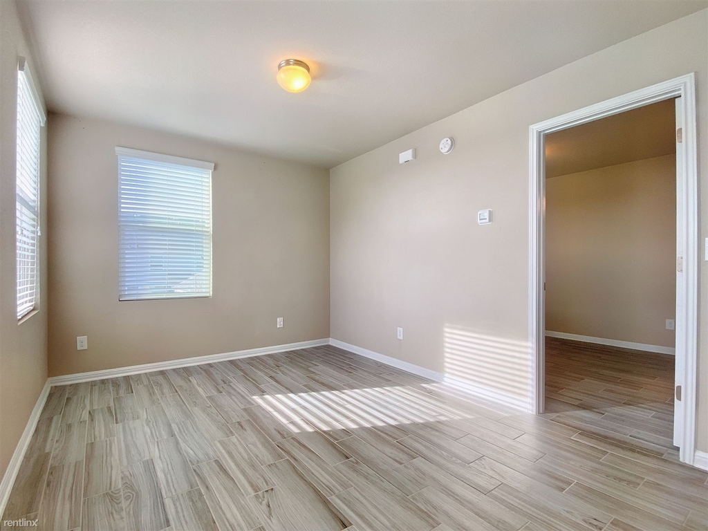 1721 Arbor Knot Dr Garage Apartment - Photo 12