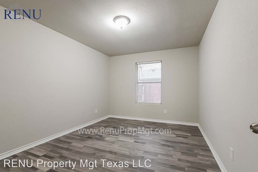 7540 Amber Drive - Photo 11