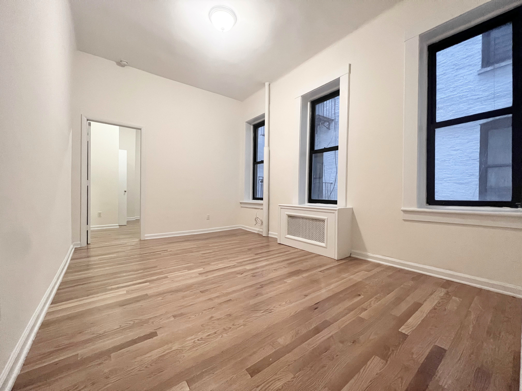 230 East 78th Street - Photo 3