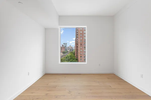 1516 Park Avenue - Photo 6