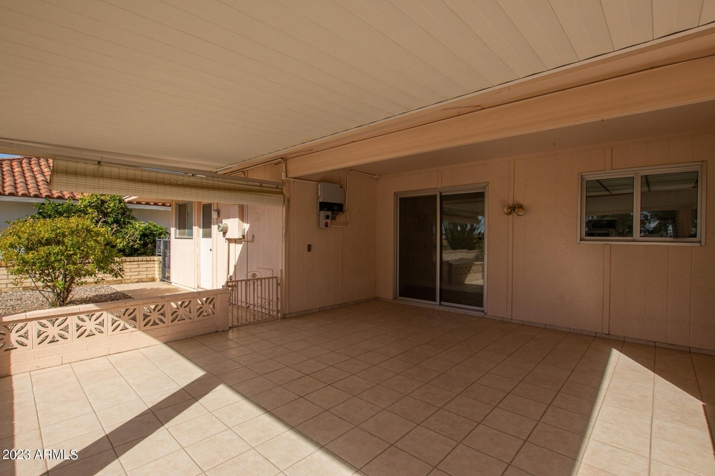 9547 W Country Club Drive - Photo 23