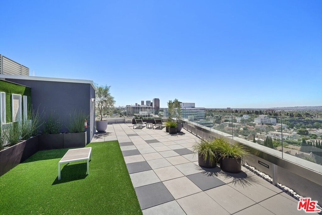 8601 Wilshire Blvd - Photo 5