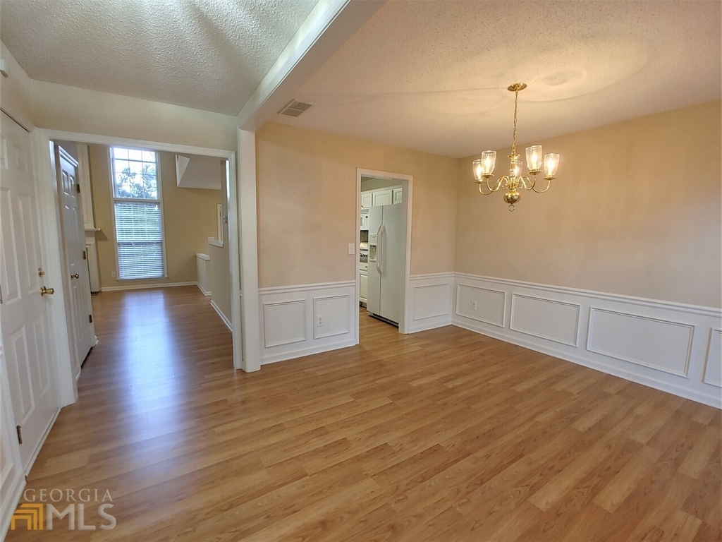 4510 Ridgefair Dr - Photo 6