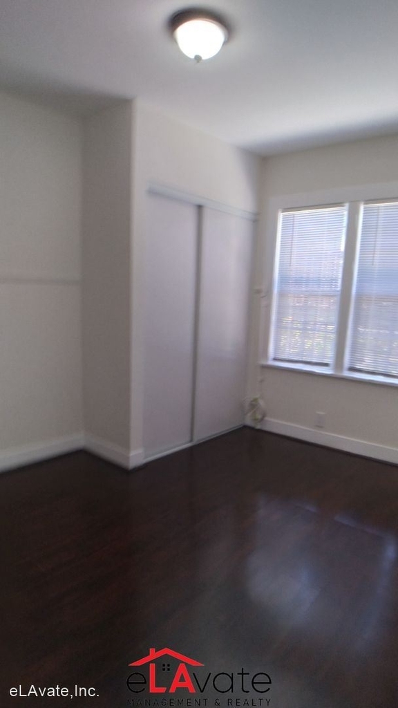 1116 W 58th Place. - Photo 5