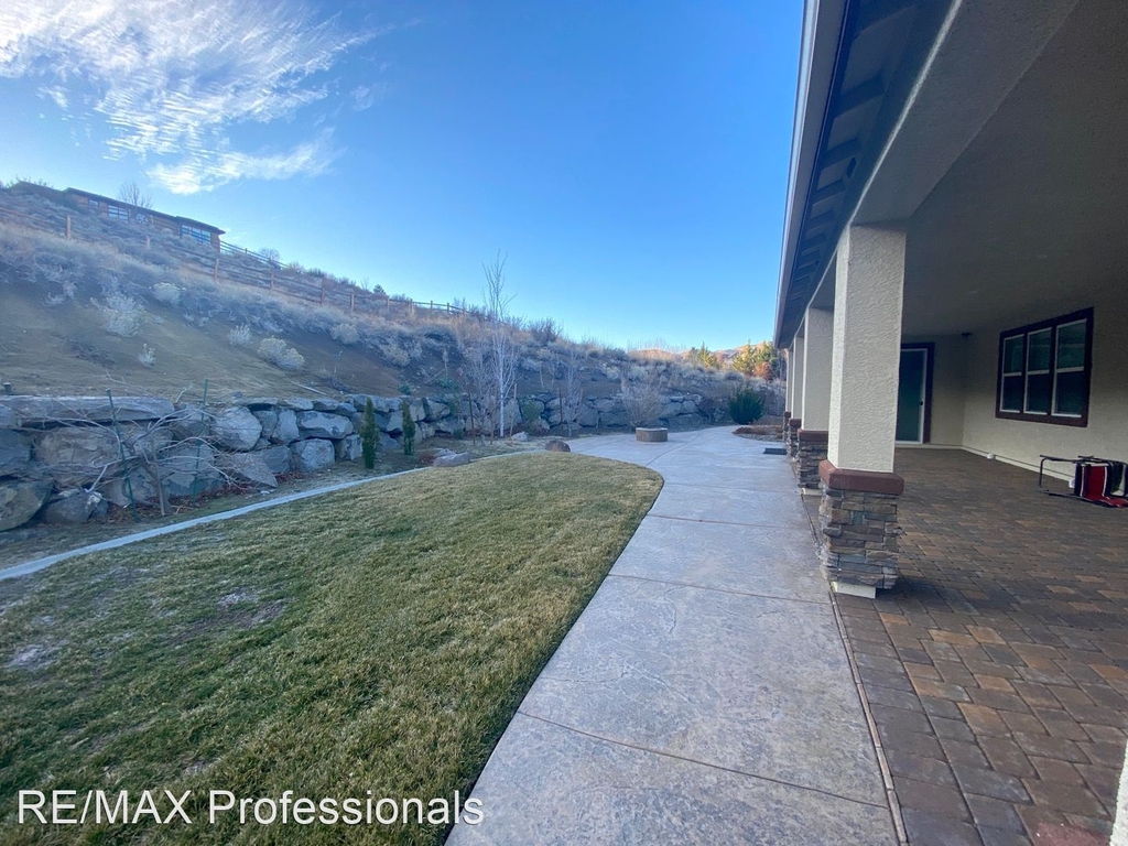 8370 Split Rock Trail - Photo 18