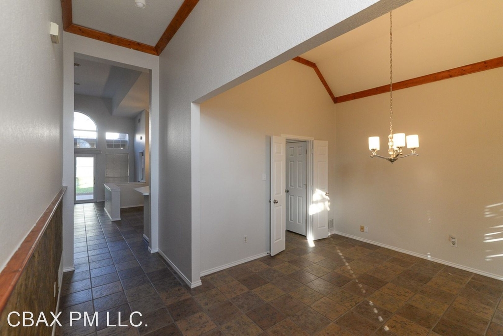 5112 Quail Ridge Dr - Photo 3