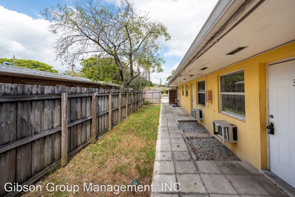 1808 Sw 11th Court - Photo 13