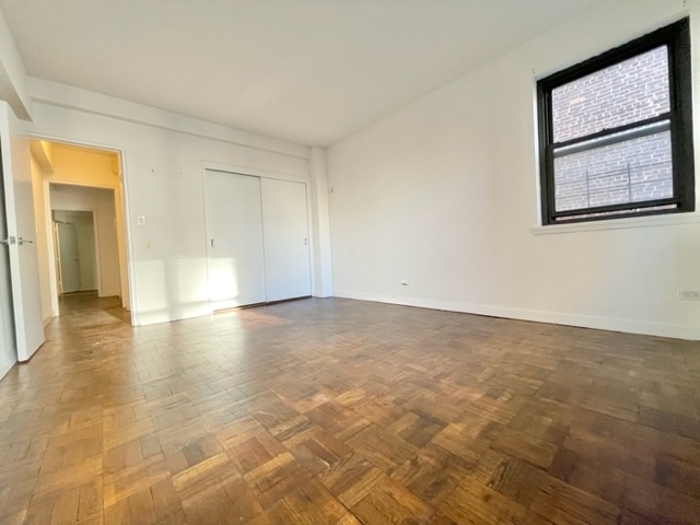 East 69th Street - Photo 3