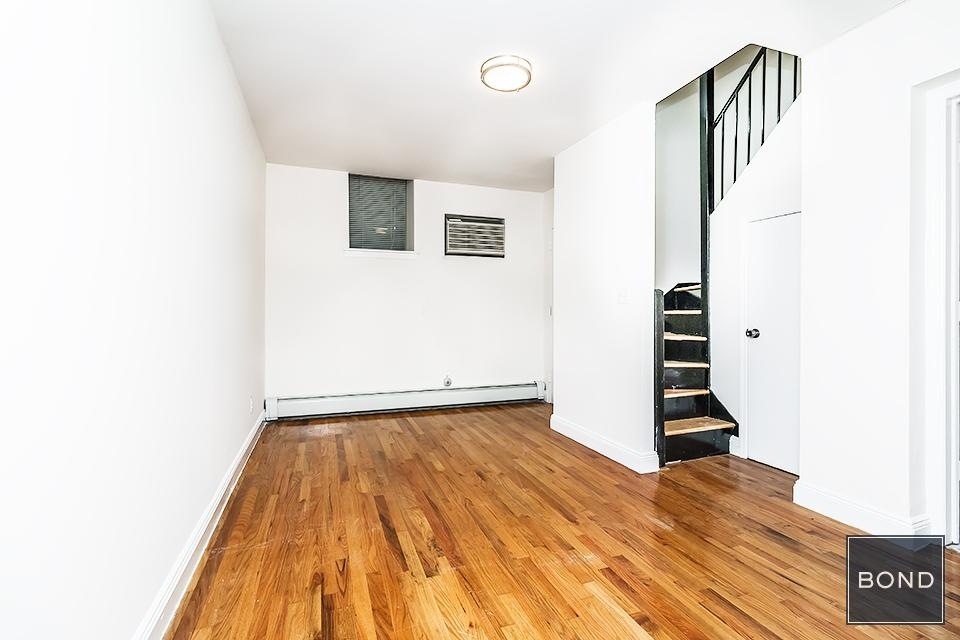 238 East 36th Street - Photo 4