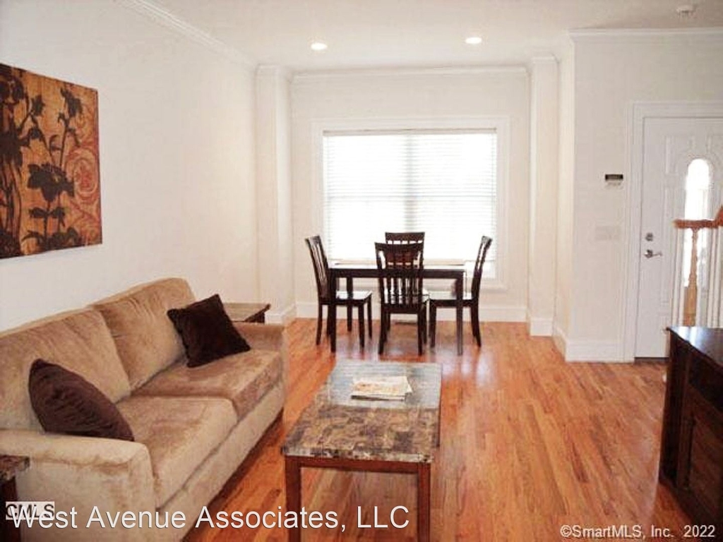 West Avenue Associates, Llc 1-3 West Avenue - Photo 1