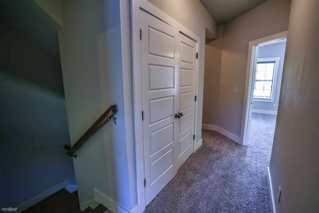 1304 Essex Manor Circle - Photo 11