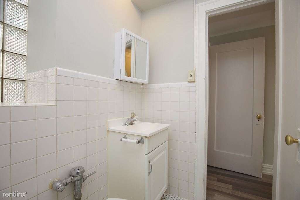 425 W. Roscoe, Unit 404 - Photo 17