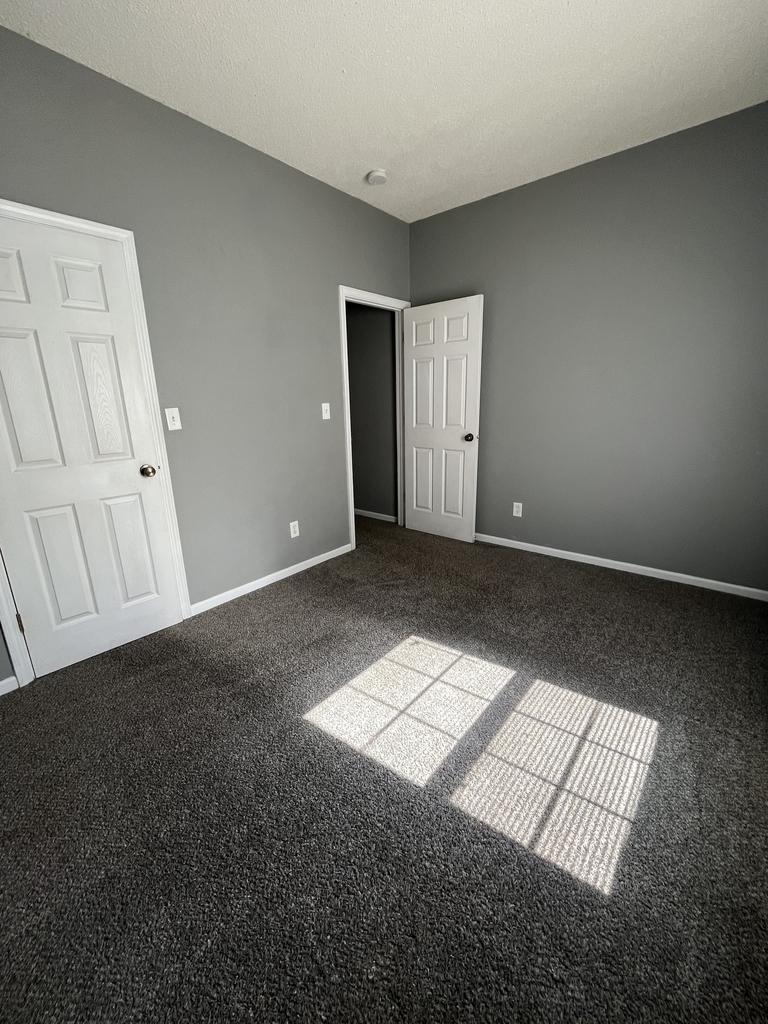 8351 Brambleberry Drive - Photo 5